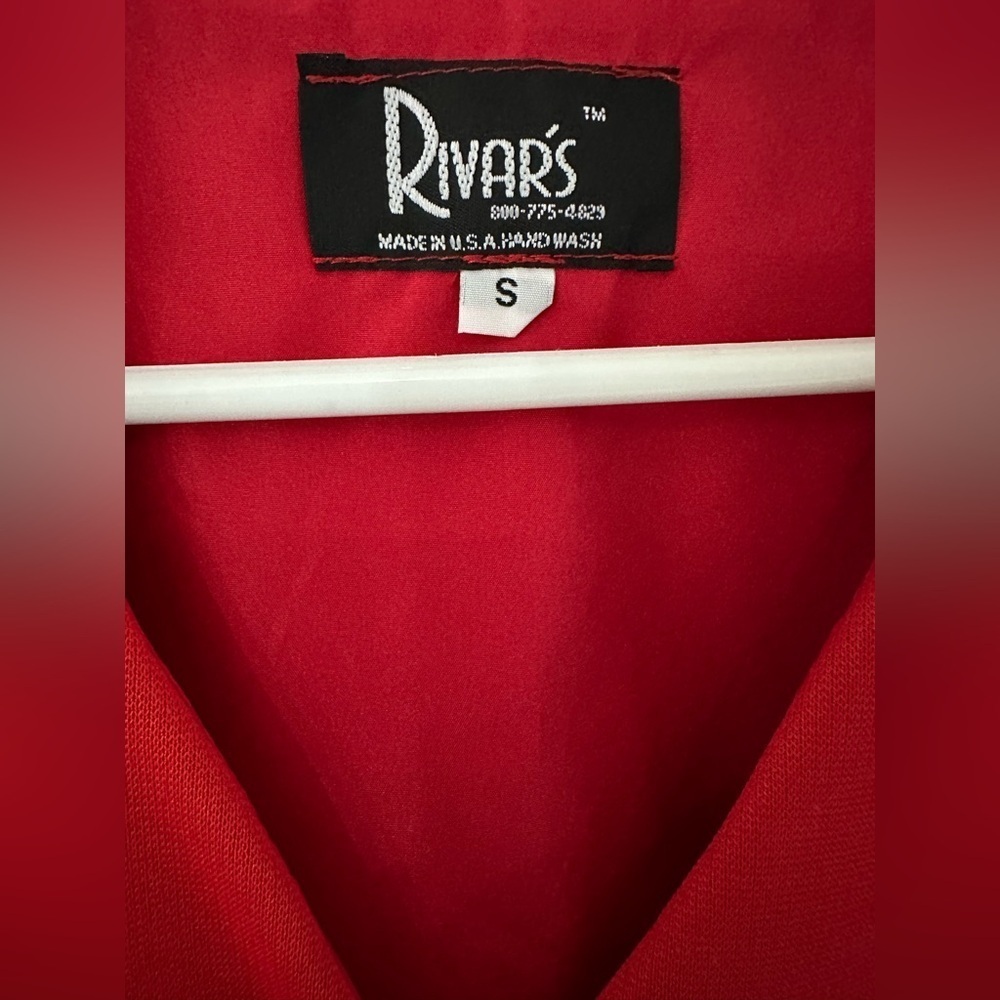 Rivar’s: Women's Vest with Decorative Buttons - Size Small - Picture 6 of 14
